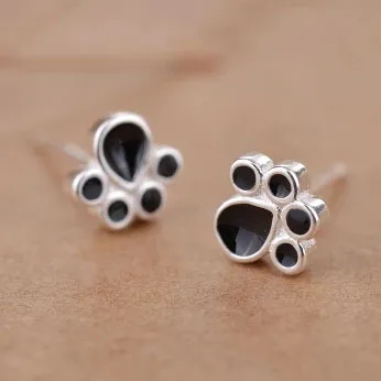 925 sterling silver Cat paw Stud Earrings for Women Elegant Wedding Jewelry pendientes mujer moda
925 sterling silver Cat paw Stud Earrings for Women Elegant Wedding Jewelry pendientes mujer moda