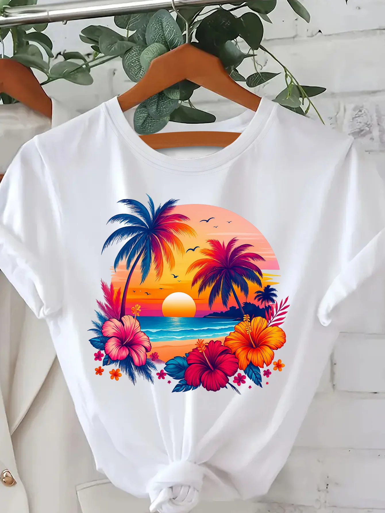 Women's Transfer Print Casual Fashion Sporty Style Hawaiian Sunset Scenery Print Short Sleeve Crew Neck Aesthetic Clothes
Women's Transfer Print Casual Fashion Sporty Style Hawaiian Sunset Scenery Print Short Sleeve Crew Neck Aesthetic Clothes