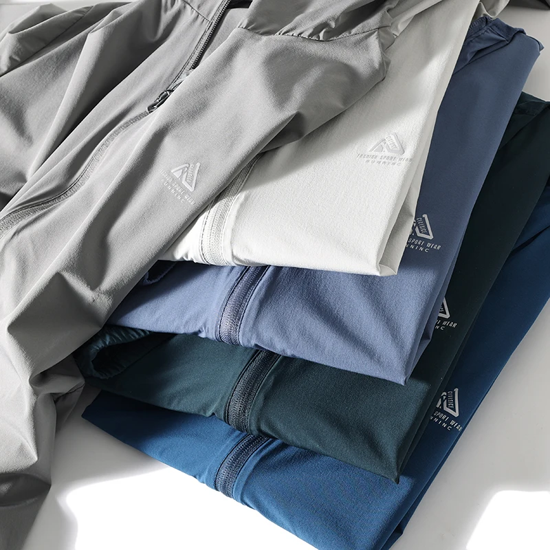 Qui Dry дышащая мужская куртка с капюшоном из ледяного шелка, защита от солнца, тонкая весна-лето Faion Urban Sle Long Sve Stand Fit
Qui Dry дышащая мужская куртка с капюшоном из ледяного шелка, защита от солнца, тонкая весна-лето Faion Urban Sle Long Sve Stand Fit