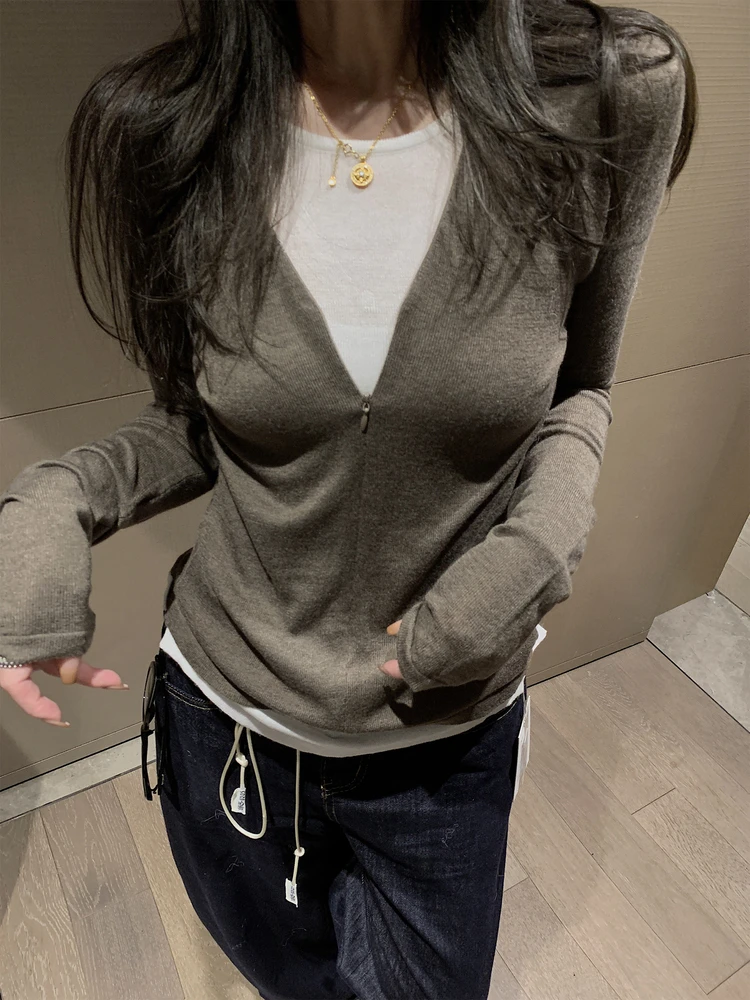 OHLABABY Цветная трикотажная футболка на молнии с v-образным вырезом Blo Long Sve, женский облегающий базовый слой, модная осенне-зимняя одежда
OHLABABY Цветная трикотажная футболка на молнии с v-образным вырезом Blo Long Sve, женский облегающий базовый слой, модная осенне-зимняя одежда