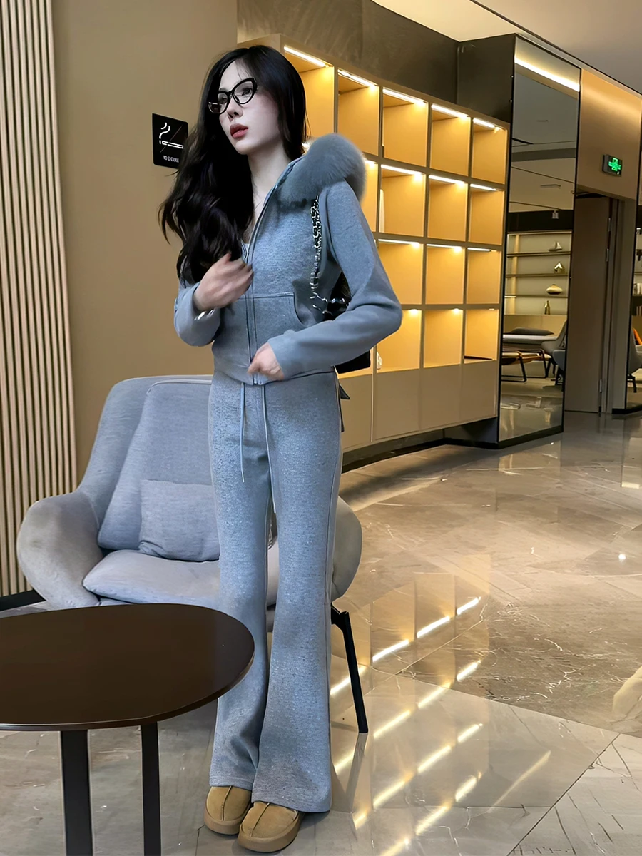 Casual Sporty Hooded Jacket High Waist Bell Bottom Pants Women's Autumn Winter Slimming Youthful Two Piece Set Fashionable
Casual Sporty Hooded Jacket High Waist Bell Bottom Pants Women's Autumn Winter Slimming Youthful Two Piece Set Fashionable