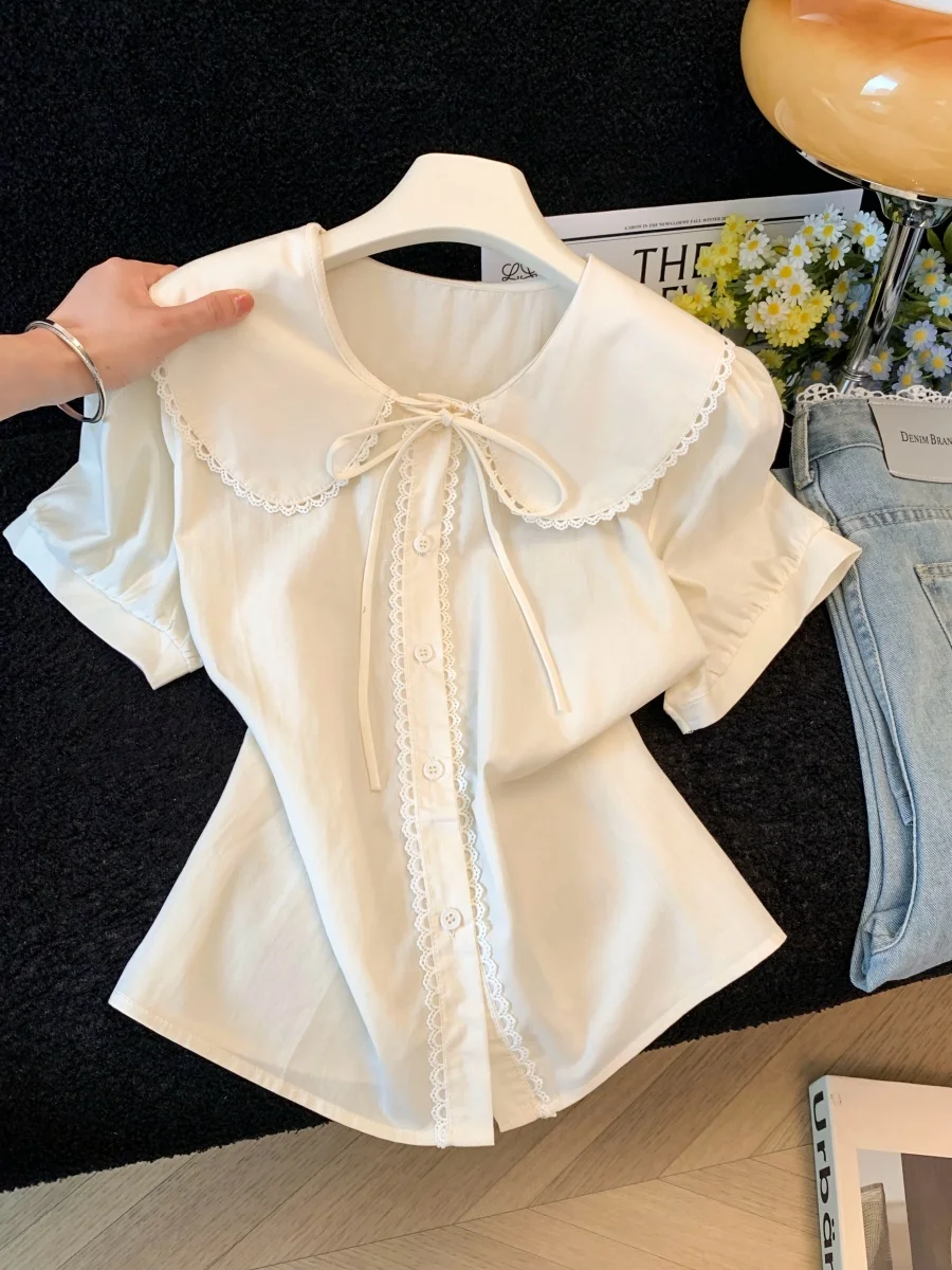2026 Summer New Style Embroidered Lace Doll Collar Short-sleeved Shirt for Women, a Niche Beautiful Top With a Sense of Design
2026 Summer New Style Embroidered Lace Doll Collar Short-sleeved Shirt for Women, a Niche Beautiful Top With a Sense of Design