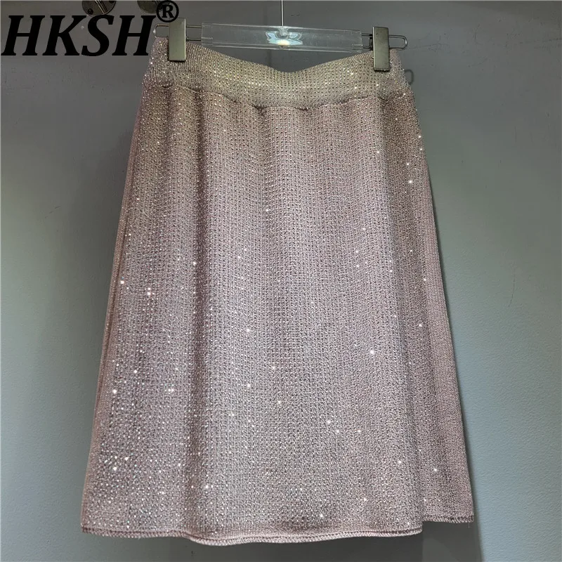 HKSH 2026, весна-лето, новая женская юбка с шипами и бриллиантами, блестящая трапециевидная танцевальная сексуальная модная вязаная короткая юбка в стиле панк HK18491
HKSH 2026, весна-лето, новая женская юбка с шипами и бриллиантами, блестящая трапециевидная танцевальная сексуальная модная вязаная короткая юбка в стиле панк HK18491