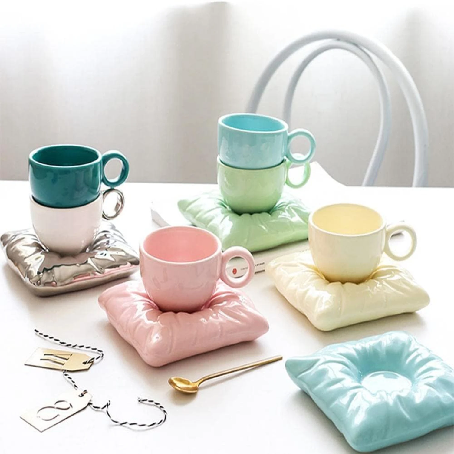 te addition to any kitchen, this sophisticated ceramic coffee mug set offers a touch of luxury to your morning routine. The stun
te addition to any kitchen, this sophisticated ceramic coffee mug set offers a touch of luxury to your morning routine. The stun