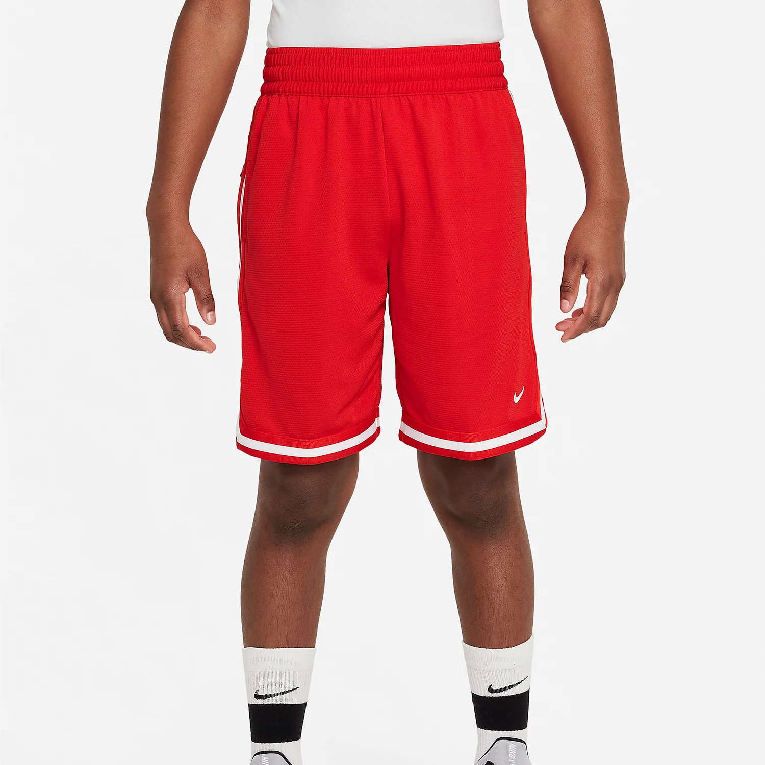 Оригинальные детские спортивные баскетбольные шорты Nike Dri-FIT DNA New Style FJ6802-657
Оригинальные детские спортивные баскетбольные шорты Nike Dri-FIT DNA New Style FJ6802-657