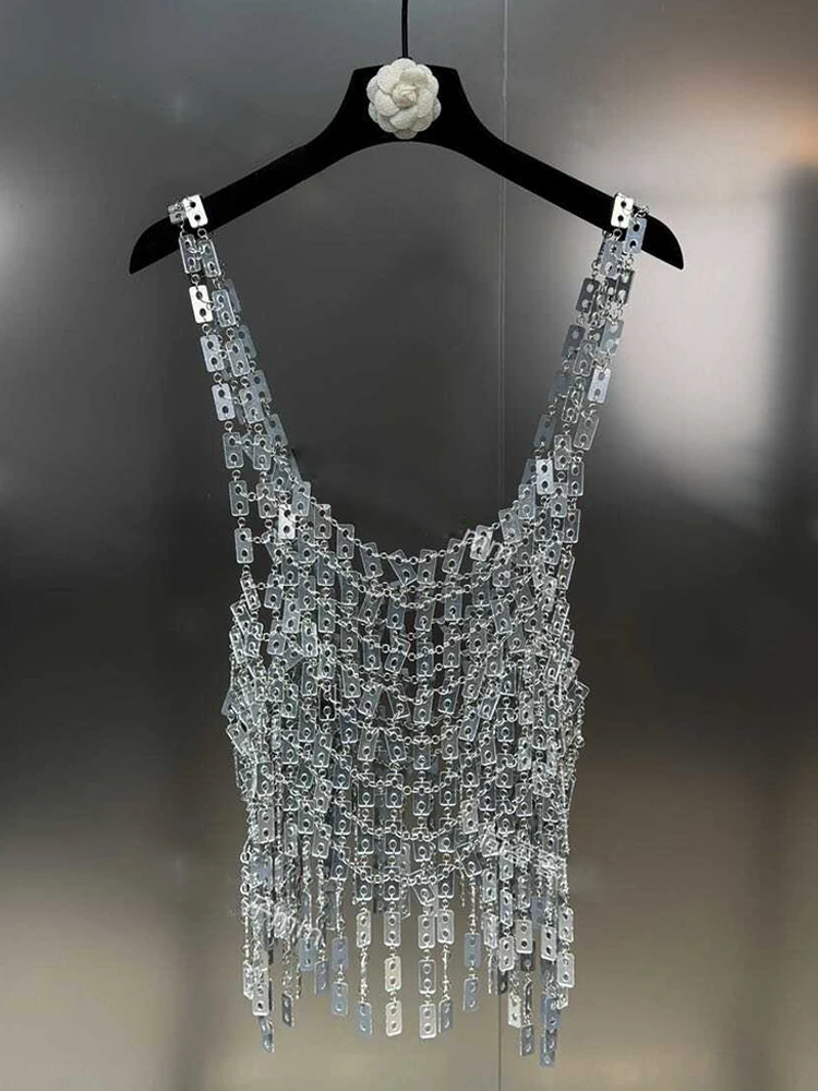 Designer's sexy metal sequined fringed halter top for summer women's fashion 2025, a loose and hollowed-out outerwear
Designer's sexy metal sequined fringed halter top for summer women's fashion 2025, a loose and hollowed-out outerwear