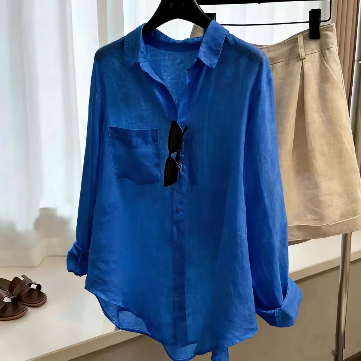Blue Linen Cotton Shirt Women's Summer Thin Loose Slimming High End Cotton Linen Shirt Long Sleeve Sun Protection Top
Blue Linen Cotton Shirt Women's Summer Thin Loose Slimming High End Cotton Linen Shirt Long Sleeve Sun Protection Top