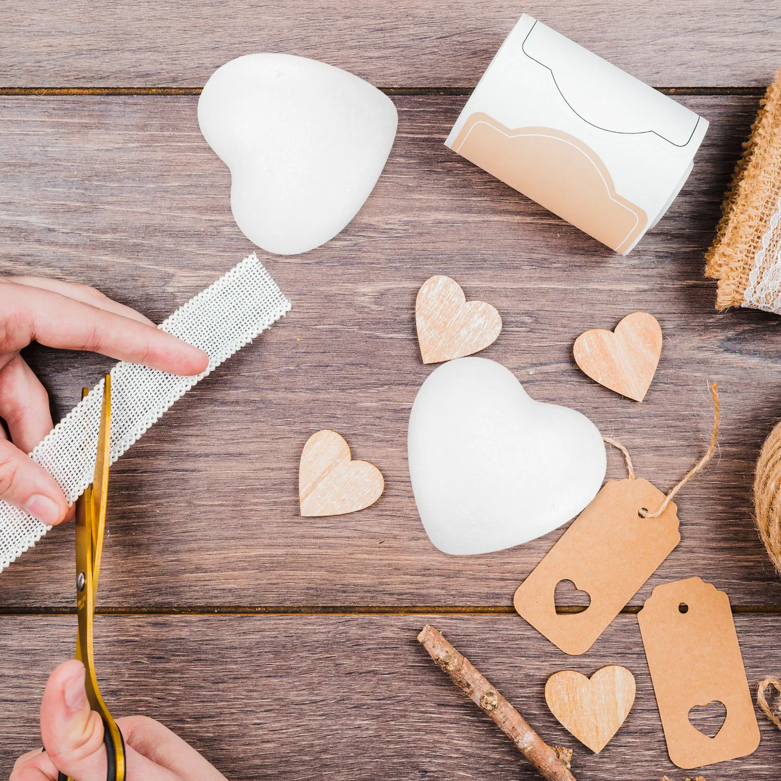 12Pcs Heart Shape Foam Balls Blank DIY Wedding Decorations Valentine Ornaments Foam Balls for Crafts Party Supplies
12Pcs Heart Shape Foam Balls Blank DIY Wedding Decorations Valentine Ornaments Foam Balls for Crafts Party Supplies