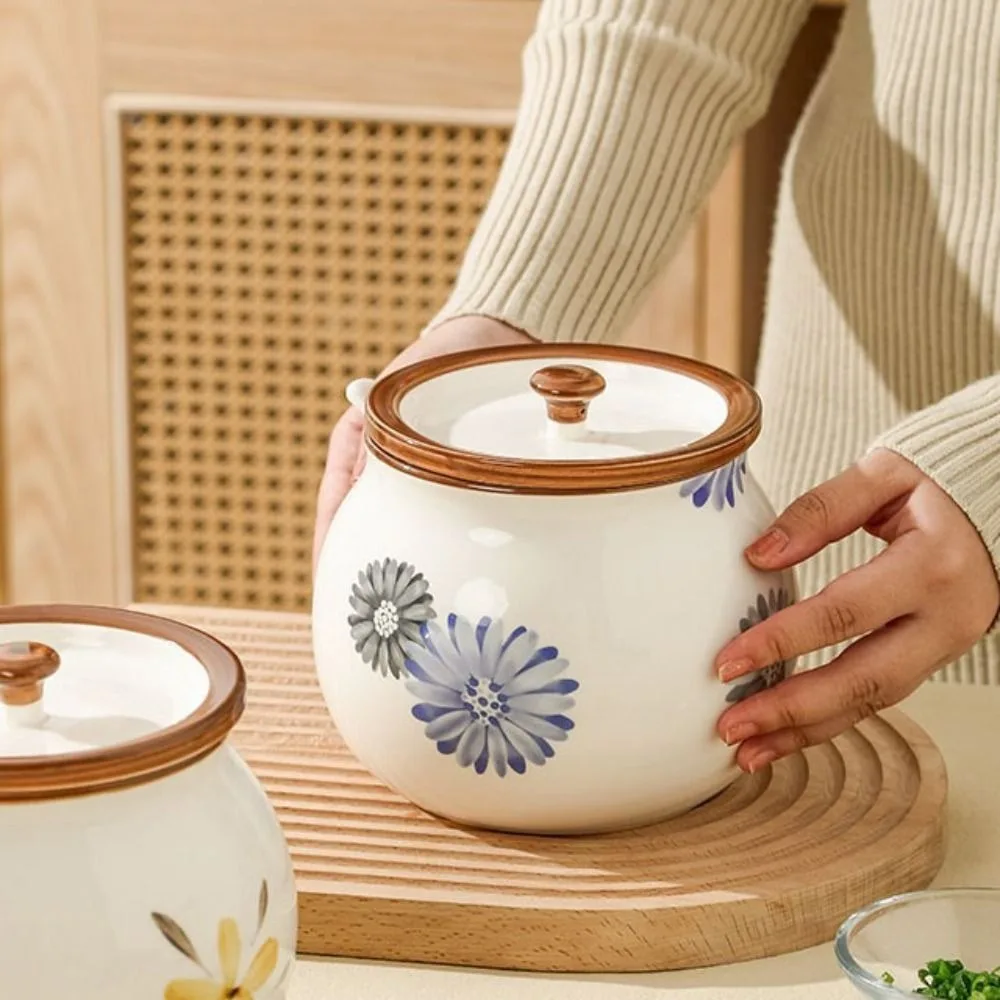 Kitchen Condiment Jar Japanese Ceramic Lard Can High-temperature Resistant Retro Lard Tank with Cover and Spoon Lard Pot Salt
Kitchen Condiment Jar Japanese Ceramic Lard Can High-temperature Resistant Retro Lard Tank with Cover and Spoon Lard Pot Salt