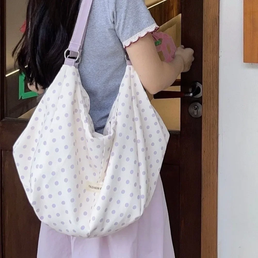 Lightweight Purple Polka Dot Tote Bag Trendy Stylish Zipper Handbag Casual Pastel Versatile Large Capacity Shoulder Bag
Lightweight Purple Polka Dot Tote Bag Trendy Stylish Zipper Handbag Casual Pastel Versatile Large Capacity Shoulder Bag