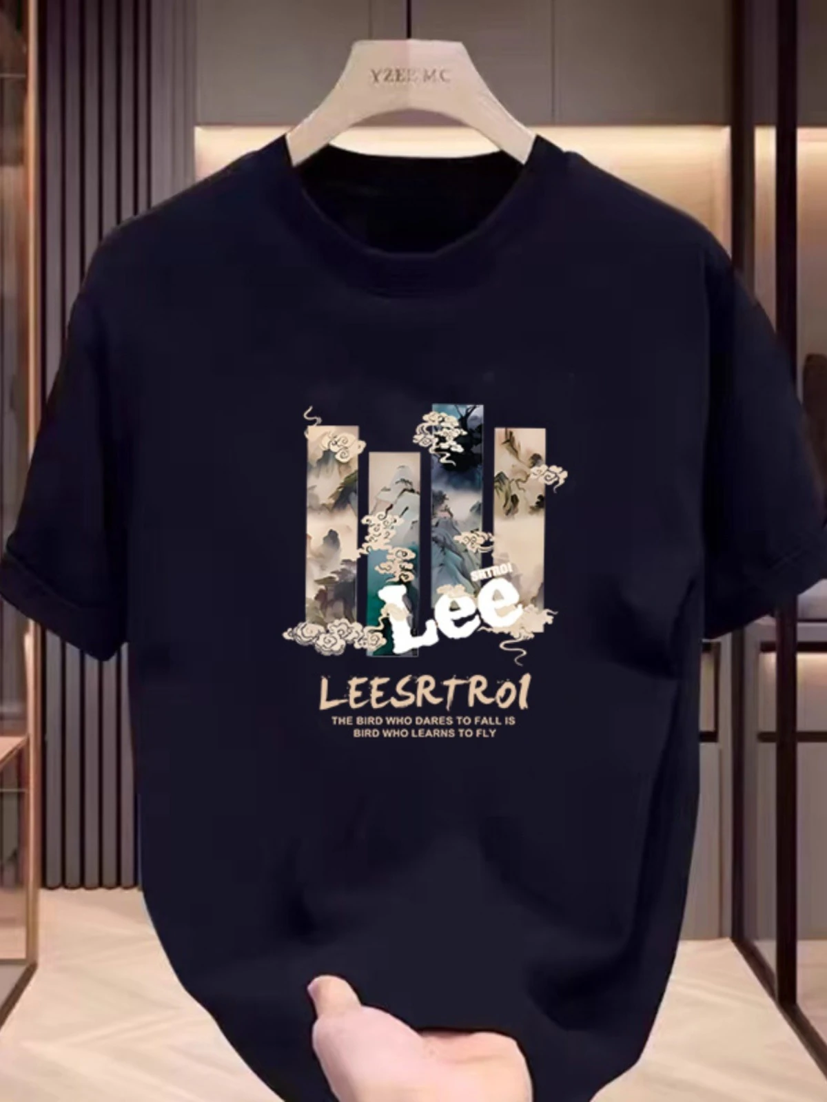 American Heavy Cotton Short-sleeved T-shirt Men's and Women's Casual Loose Five-quarter-sleeved Top and Clothing Couple Models
American Heavy Cotton Short-sleeved T-shirt Men's and Women's Casual Loose Five-quarter-sleeved Top and Clothing Couple Models