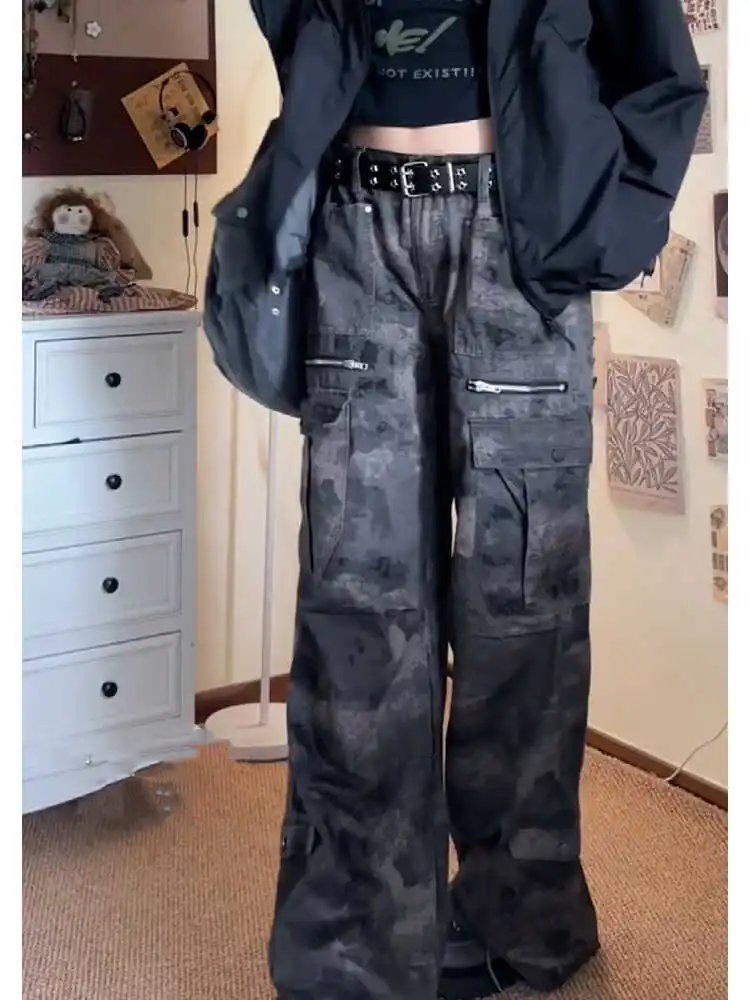 2025 Autumn Winter Women's Denim Pants Camouflage Harajuku Y2K Japanese Baggy Grunge Cargo Jeans Wide Fit Jeans Men Cyber Punk
2025 Autumn Winter Women's Denim Pants Camouflage Harajuku Y2K Japanese Baggy Grunge Cargo Jeans Wide Fit Jeans Men Cyber Punk