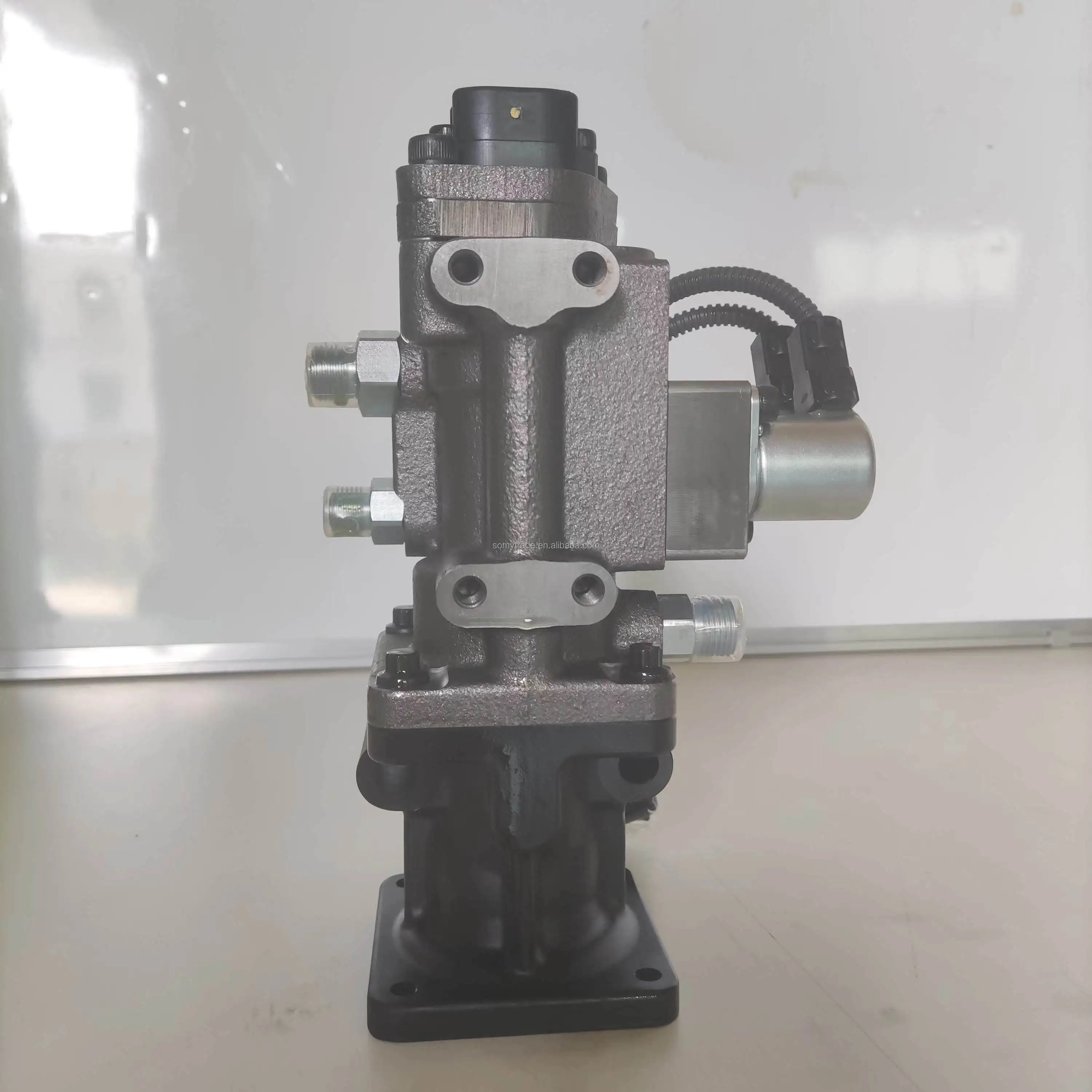 Genuine SAA6D114E EXHAUST GAS RE-CIRCULATION (EGR) VALVE Valve Assembly 6755-41-9201 6755-41-9200
Genuine SAA6D114E EXHAUST GAS RE-CIRCULATION (EGR) VALVE Valve Assembly 6755-41-9201 6755-41-9200