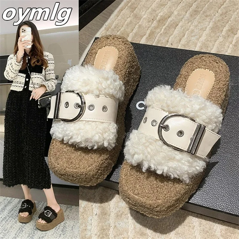 Thick soled plush slippers for women in autumn and winter 2023, new belt buckle, casual flat bottomed plush slippers for women
Thick soled plush slippers for women in autumn and winter 2023, new belt buckle, casual flat bottomed plush slippers for women
