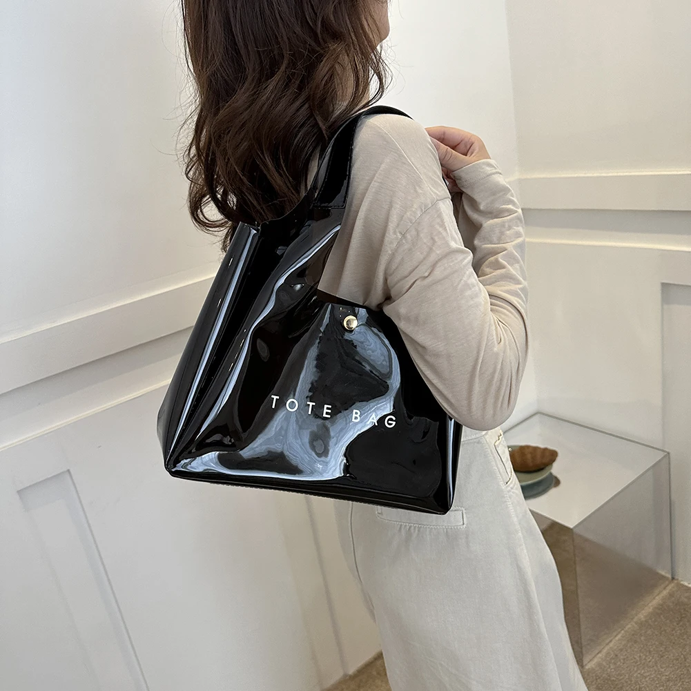 Сумка на плечо для женщин, сумка для продуктов с магнитной застежкой, ПВХ, большая вместительная прозрачная сумка-тоут, сумка для покупок для работы, путешествий
Сумка на плечо для женщин, сумка для продуктов с магнитной застежкой, ПВХ, большая вместительная прозрачная сумка-тоут, сумка для покупок для работы, путешествий