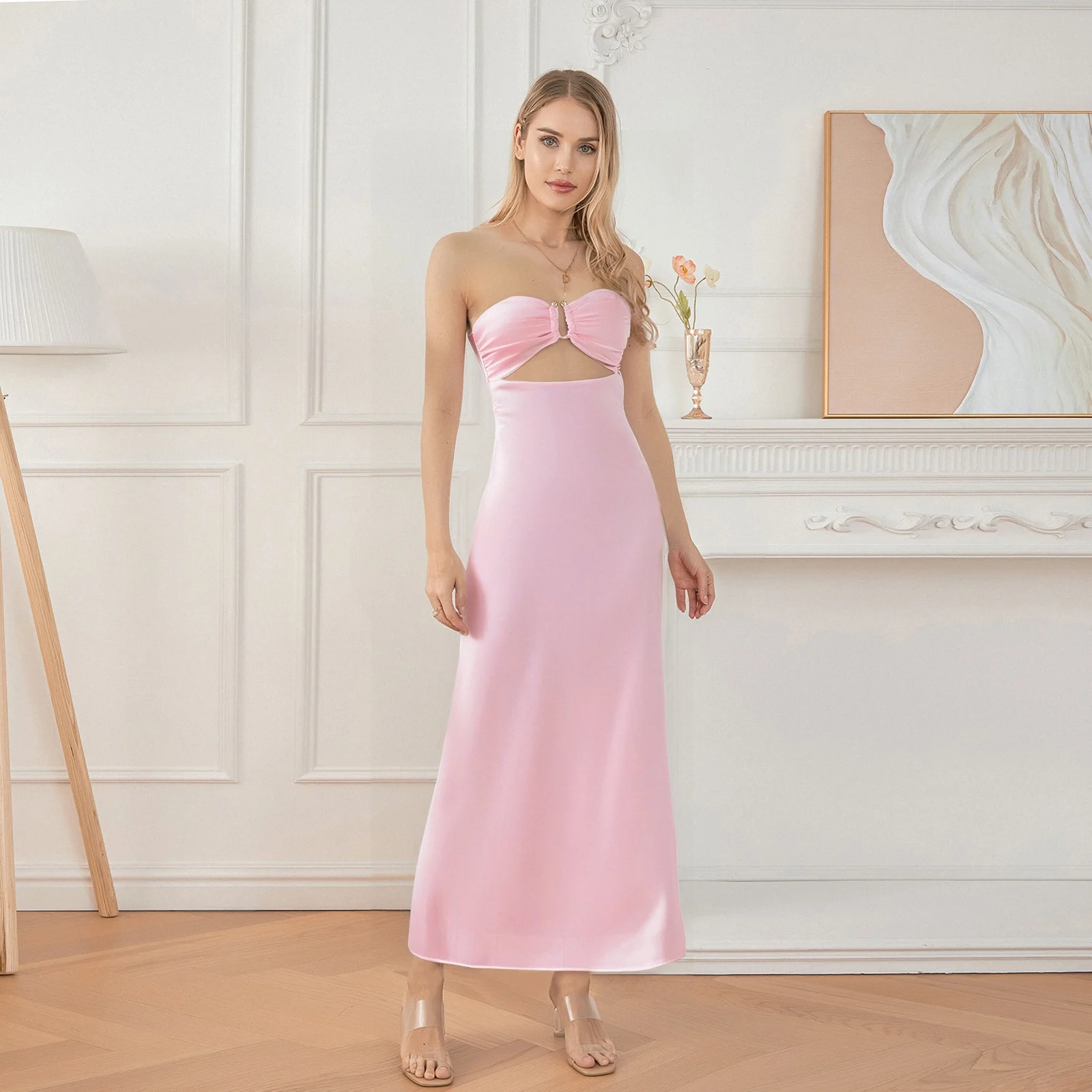 Summer Sleeveless Strapless Dress for Women Stylish Hollow Out Solid/Floral Print Bow Tie Back Tube Long Bodycon Dress
Summer Sleeveless Strapless Dress for Women Stylish Hollow Out Solid/Floral Print Bow Tie Back Tube Long Bodycon Dress