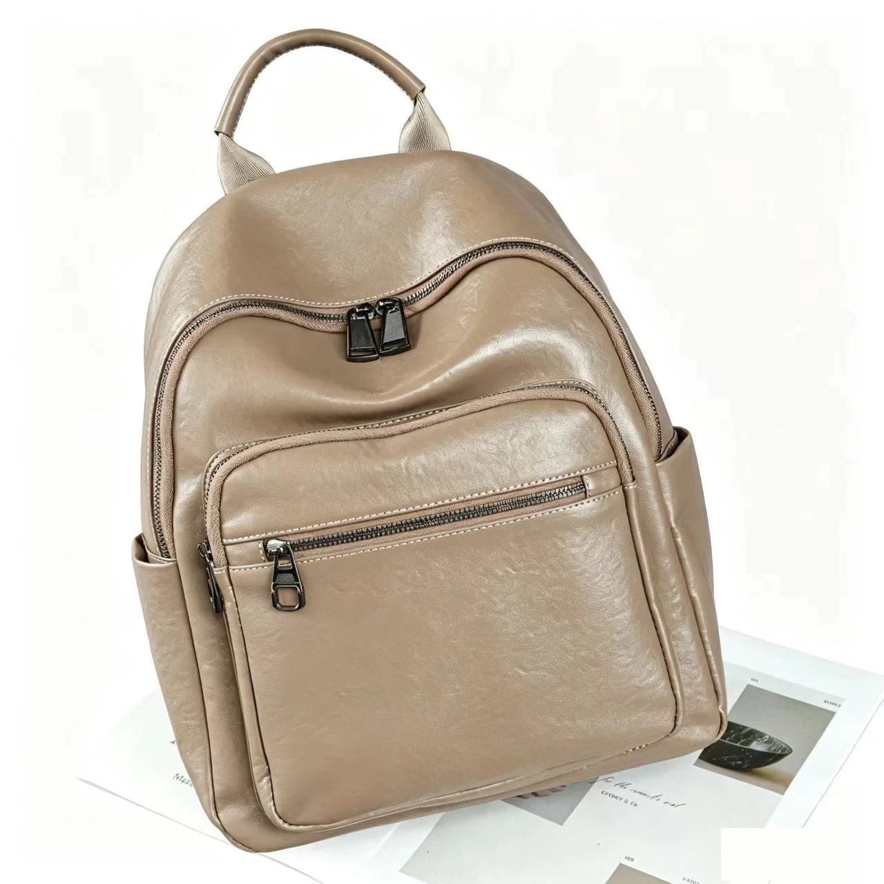 2026 New Genuine Leather Backpack Multi-pocket Daypack for Women Daily or Travel Cow Leather Shoulder Bag
2026 New Genuine Leather Backpack Multi-pocket Daypack for Women Daily or Travel Cow Leather Shoulder Bag