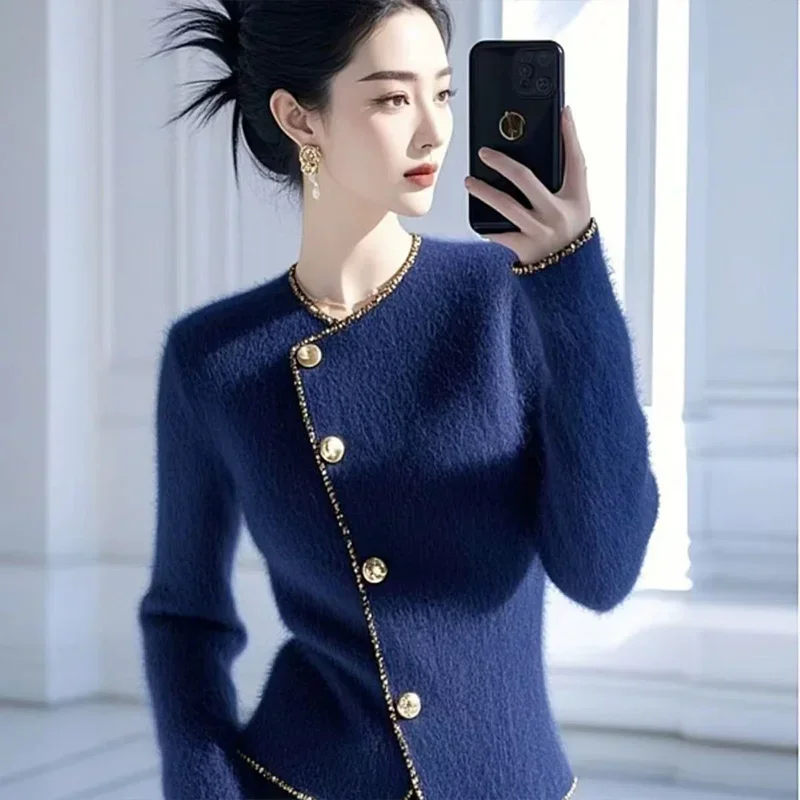 Women's Clothing Warm Elegant Chic Button Knitted Cardigan Autumn Winter Temperament Slim O-neck Solid Sweaters
Women's Clothing Warm Elegant Chic Button Knitted Cardigan Autumn Winter Temperament Slim O-neck Solid Sweaters