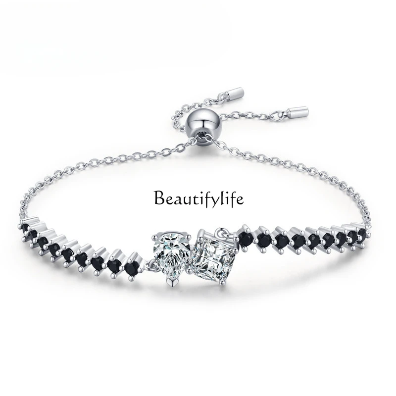European and American fashion women's diamond-encrusted bracelet, micro-encrusted zircon jewelry
European and American fashion women's diamond-encrusted bracelet, micro-encrusted zircon jewelry