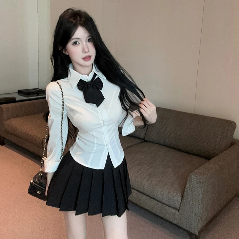 Pure Desire Sexy Shirt Waist Inward Skirt Set with Bow Tie White Top Black Pleated JK Uniform School Uniform Set for Women
Pure Desire Sexy Shirt Waist Inward Skirt Set with Bow Tie White Top Black Pleated JK Uniform School Uniform Set for Women