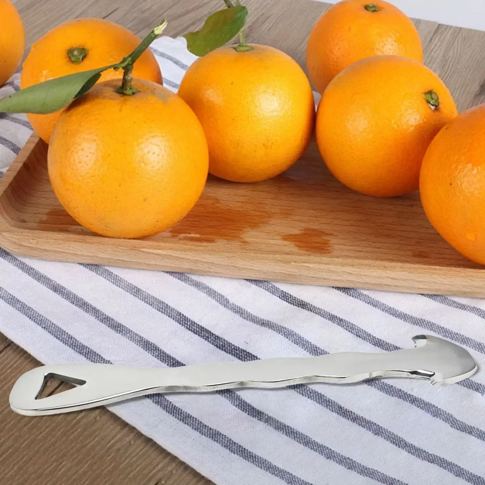 Kitchen Essential Овощечистка для цитрусовых из нержавеющей стали для плавного удаления кожуры апельсина и лимона с надежным дизайном захвата
Kitchen Essential Овощечистка для цитрусовых из нержавеющей стали для плавного удаления кожуры апельсина и лимона с надежным дизайном захвата