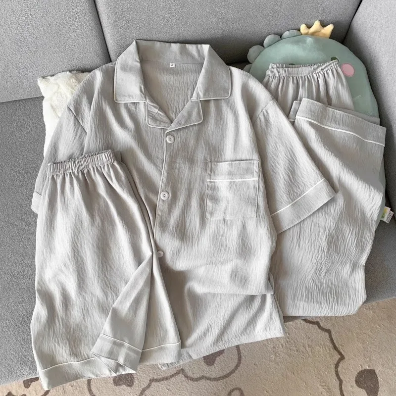 Men's Spring/Summer Short-Sleeve Pajamas: Simple, Solid-Color, High-Quality Three-Piece Loungewear Set for Men's Summer Wardrobe
Men's Spring/Summer Short-Sleeve Pajamas: Simple, Solid-Color, High-Quality Three-Piece Loungewear Set for Men's Summer Wardrobe