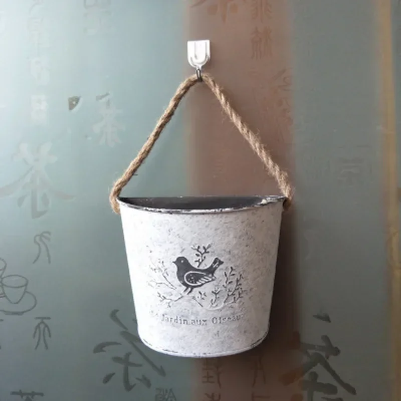 1Pcs Wall Hanging Flower Vase Pot Wall Flower Basket Rural Garden Decoration Flowers Decor Garden stuff Green planter pot Pots
1Pcs Wall Hanging Flower Vase Pot Wall Flower Basket Rural Garden Decoration Flowers Decor Garden stuff Green planter pot Pots