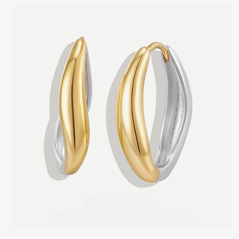 New S925 Silver Earrings with Female Personality, High End, Stereoscopic Solid Circle Elliptical Earrings, Wedding Jewelry
New S925 Silver Earrings with Female Personality, High End, Stereoscopic Solid Circle Elliptical Earrings, Wedding Jewelry