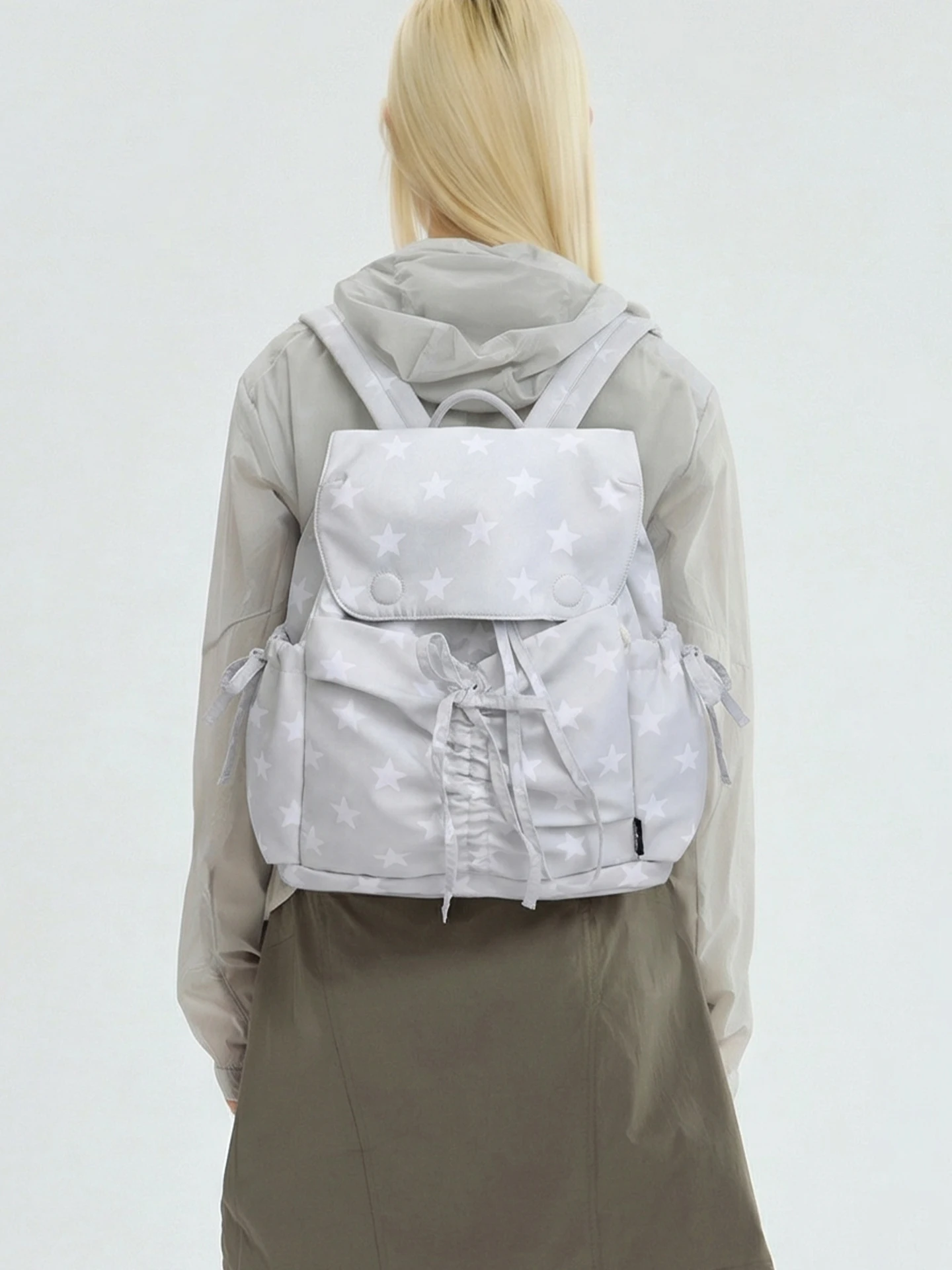 VAOPER Casual Star Print Double Shoulder Bag Women's Travel Backpack Drawstring Soft Polyester Material Commuter Bag
VAOPER Casual Star Print Double Shoulder Bag Women's Travel Backpack Drawstring Soft Polyester Material Commuter Bag