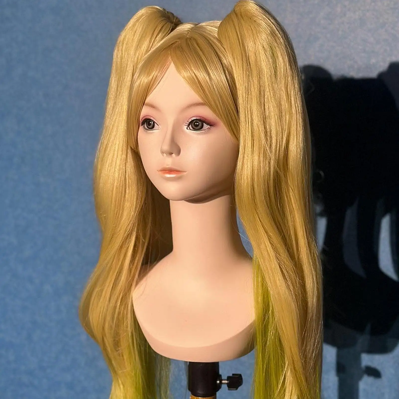 Realistic Mannequin Head Wig Display Model with Shoulder Manikin for Necklace
Realistic Mannequin Head Wig Display Model with Shoulder Manikin for Necklace