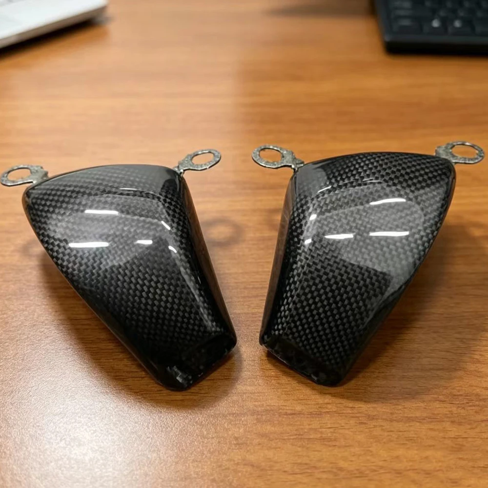 For Ducati PANIGALE V2 899 959 1199 1299 Hyper 950 Multistrada V4 100% carbon fibre Duct-brake caliper radiator cover
For Ducati PANIGALE V2 899 959 1199 1299 Hyper 950 Multistrada V4 100% carbon fibre Duct-brake caliper radiator cover