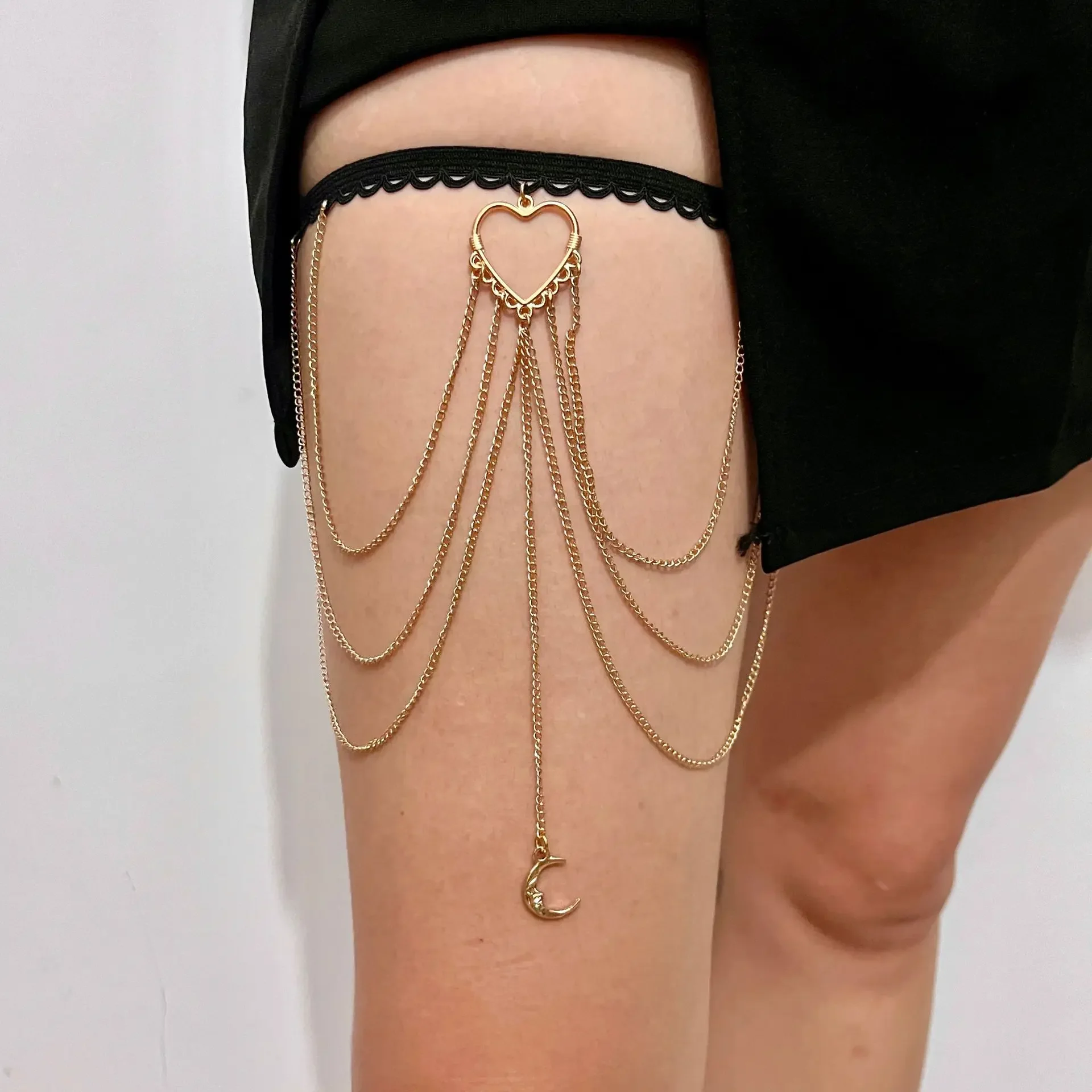 Sexy Beach Heart Moon Leg Chain Metal Body Chain Multilayer Tassel Sporty Thigh Chain for women bikini dress accessories
Sexy Beach Heart Moon Leg Chain Metal Body Chain Multilayer Tassel Sporty Thigh Chain for women bikini dress accessories