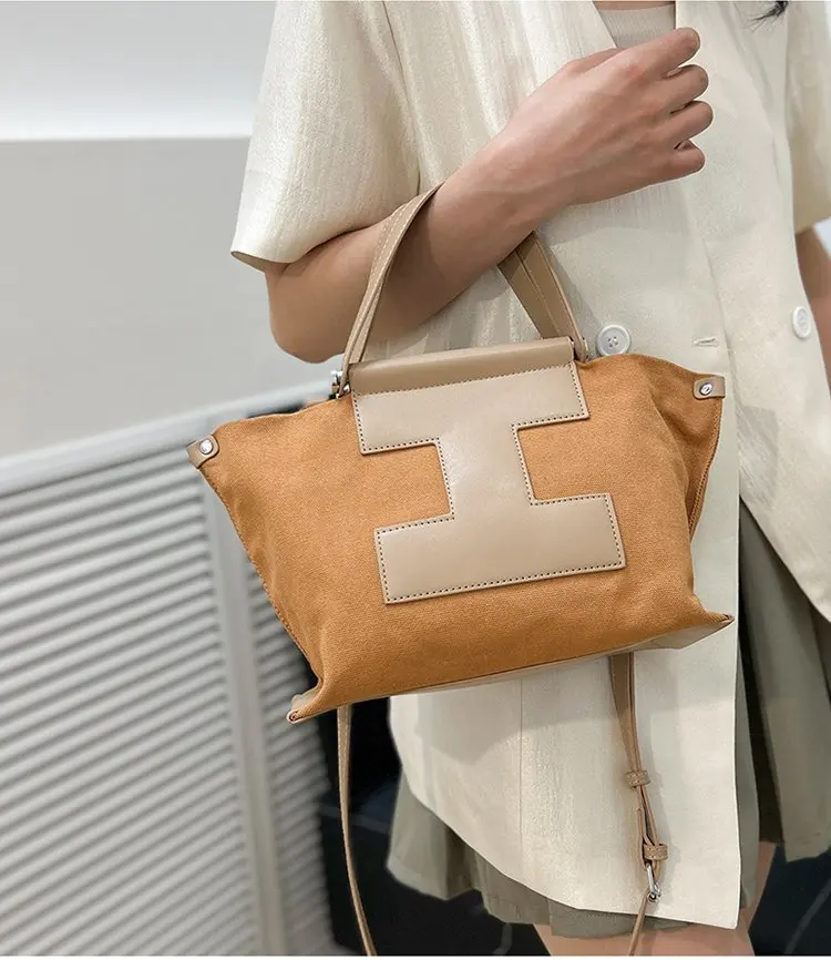 Waterproof Nylon Tote Bag 2025 Spring Commute Travel Lightweight Anti-Theft Pocket Adjustable Strap Women's Casual Shoulder Bag
Waterproof Nylon Tote Bag 2025 Spring Commute Travel Lightweight Anti-Theft Pocket Adjustable Strap Women's Casual Shoulder Bag