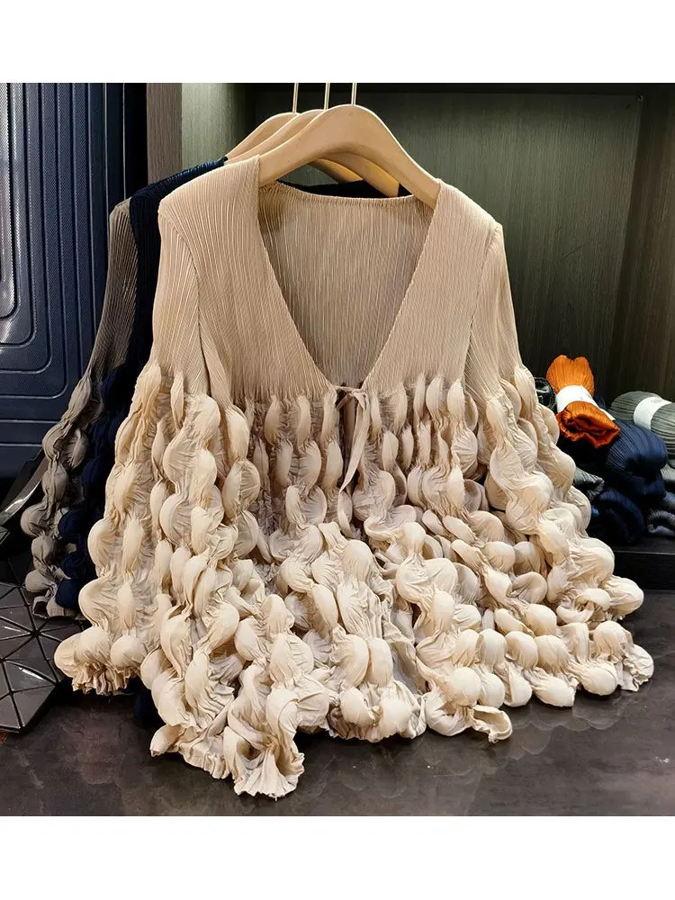 Elegant Bubble Pleated Short Coat Women's Cardigan Top Belted Commute Style Polyester Fabric Long Sleeve Slimming Fit
Elegant Bubble Pleated Short Coat Women's Cardigan Top Belted Commute Style Polyester Fabric Long Sleeve Slimming Fit