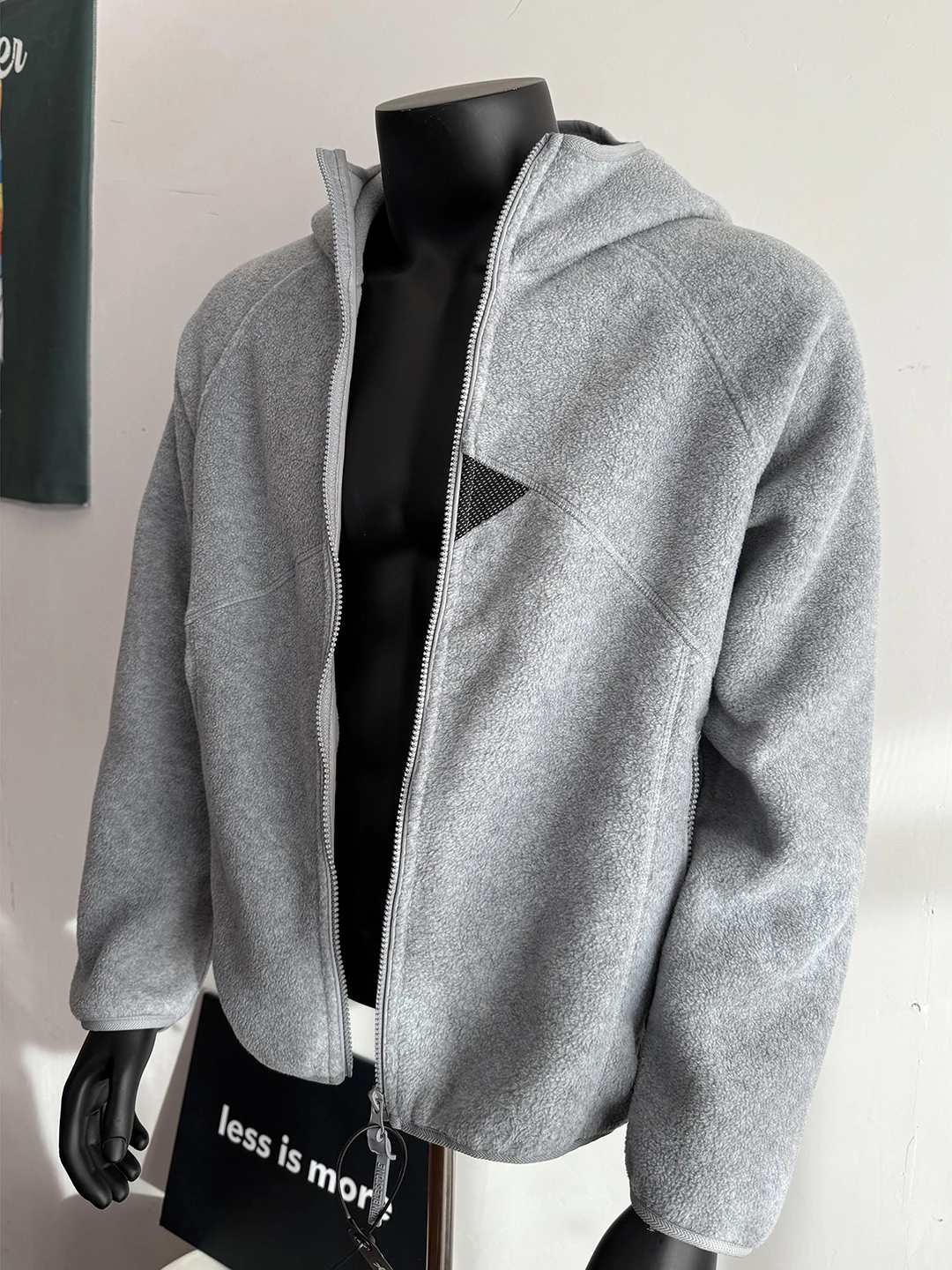 Американская теплая двусторонняя флисовая толстовка-кардиган для зимы, активного отдыха и спорта
Американская теплая двусторонняя флисовая толстовка-кардиган для зимы, активного отдыха и спорта