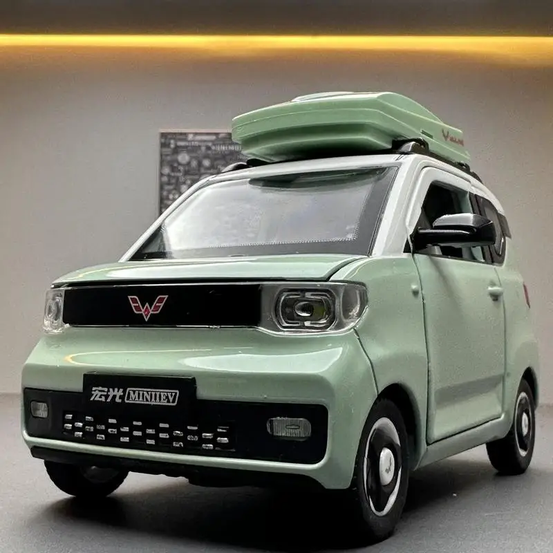 Alloy car model 1:24 Wuling Hongguang MINIEV rebound sound and light toy car sound effect model ornament
Alloy car model 1:24 Wuling Hongguang MINIEV rebound sound and light toy car sound effect model ornament
