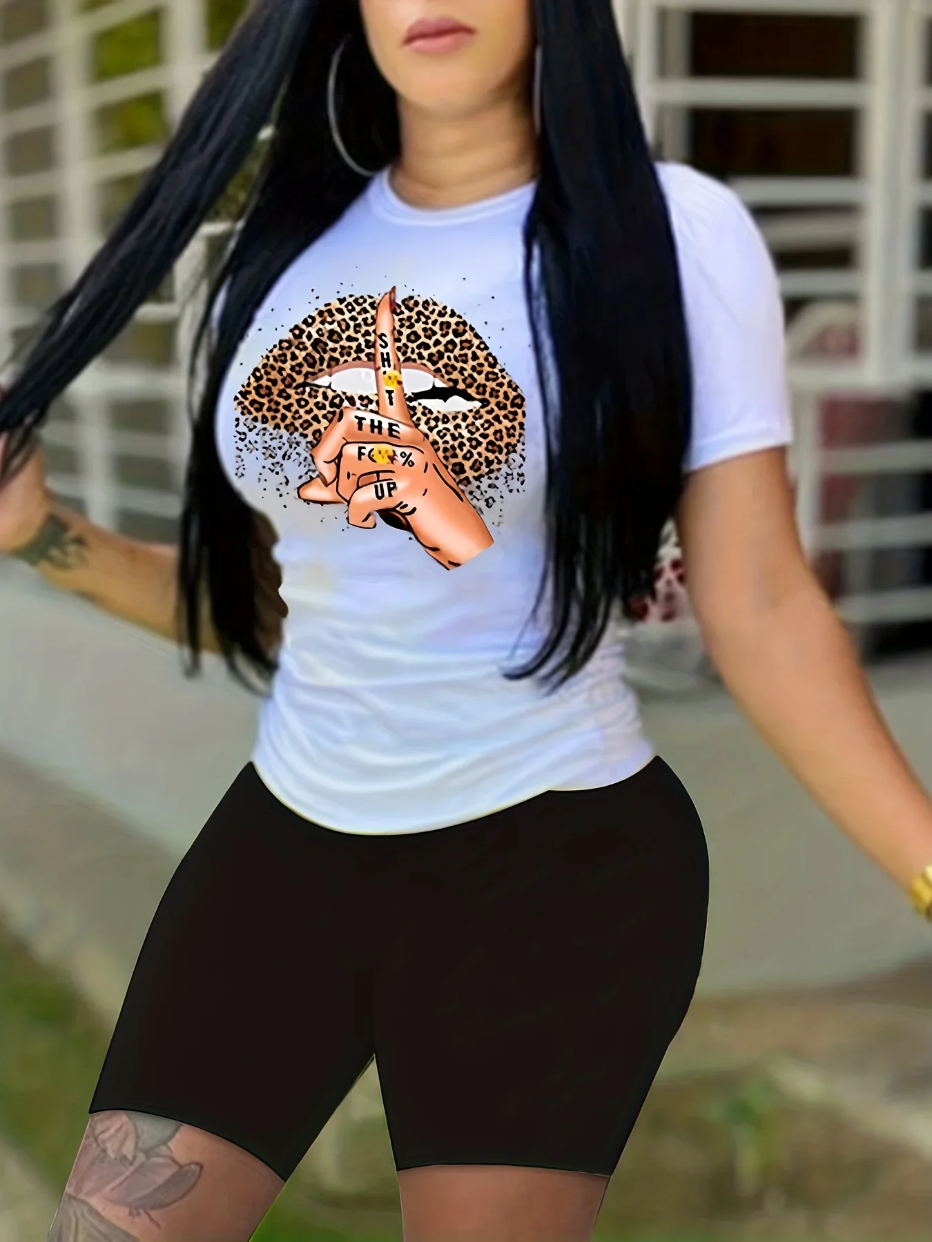 Женская летняя повседневная свободная футболка с леопардовым принтом и принтом губ, футболка с круглым вырезом и коротким рукавом, графические футболки, женская одежда, мода Y2K
Женская летняя повседневная свободная футболка с леопардовым принтом и принтом губ, футболка с круглым вырезом и коротким рукавом, графические футболки, женская одежда, мода Y2K