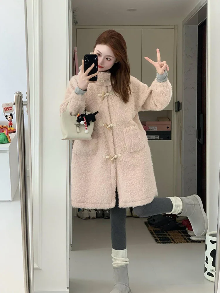 Korean Style Pink Lamb Fur Button Coat Women Loose Lazy Hooded Thickened Winter Outerwear Long Sleeve Mid-Length Pure Color
Korean Style Pink Lamb Fur Button Coat Women Loose Lazy Hooded Thickened Winter Outerwear Long Sleeve Mid-Length Pure Color