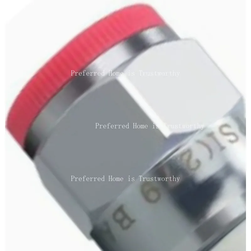 Универсальный шарнирный соединитель для безвоздушного распылителя, для латексной краски, вращающийся на 360 градусов, аксессуар для распыления
Универсальный шарнирный соединитель для безвоздушного распылителя, для латексной краски, вращающийся на 360 градусов, аксессуар для распыления