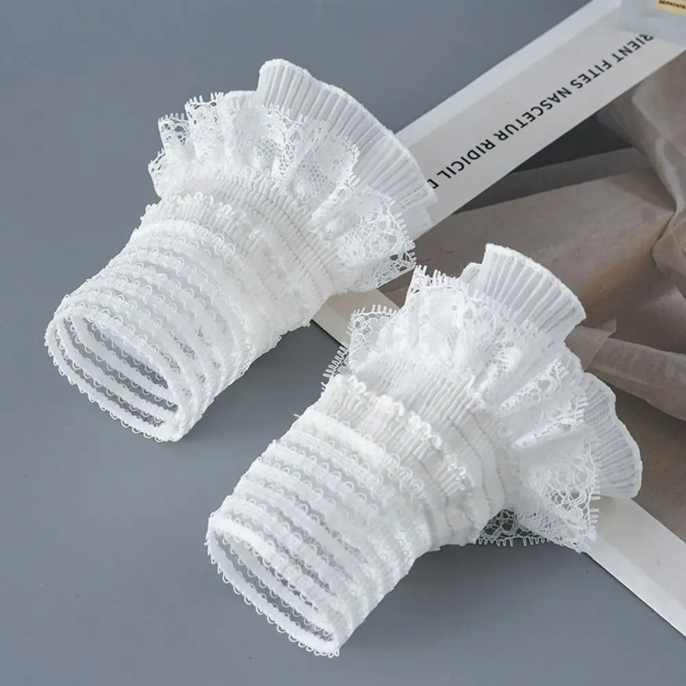 New Multilayer Ruffle Fake Cuff Detachable White Black Wrist Cuff Sweater Cuffs
New Multilayer Ruffle Fake Cuff Detachable White Black Wrist Cuff Sweater Cuffs