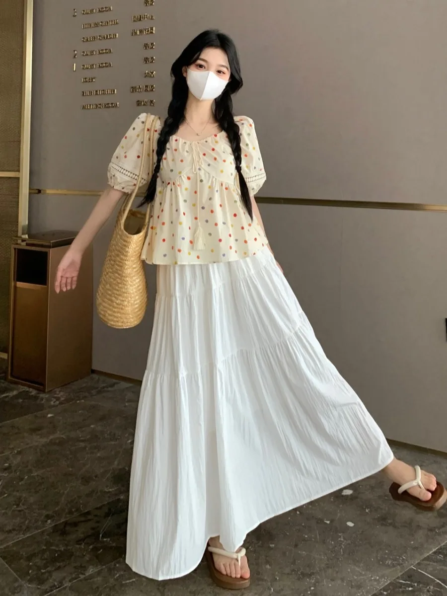plus Size Women's Summer Vacation Polka Dot Top And White Skirt Set Sweet Style High Waist Gathered Short Sleeve Dress
plus Size Women's Summer Vacation Polka Dot Top And White Skirt Set Sweet Style High Waist Gathered Short Sleeve Dress