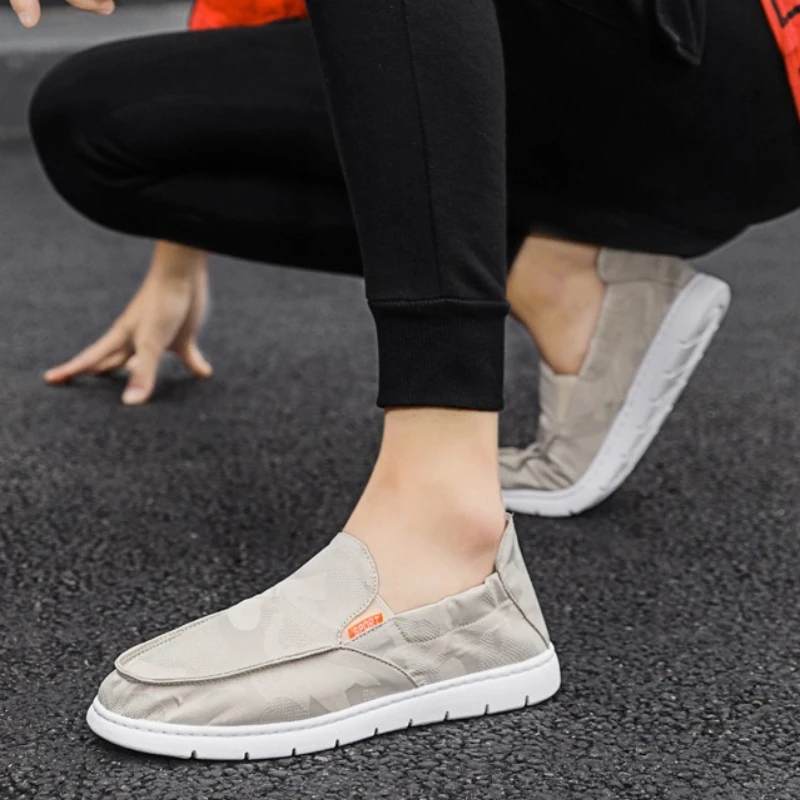 Men's Loafers with Flat Low Heel Round Toe Canvas Material Fashionable Comfortable One-piece Slip-on Lightweight Casual Shoes
Men's Loafers with Flat Low Heel Round Toe Canvas Material Fashionable Comfortable One-piece Slip-on Lightweight Casual Shoes