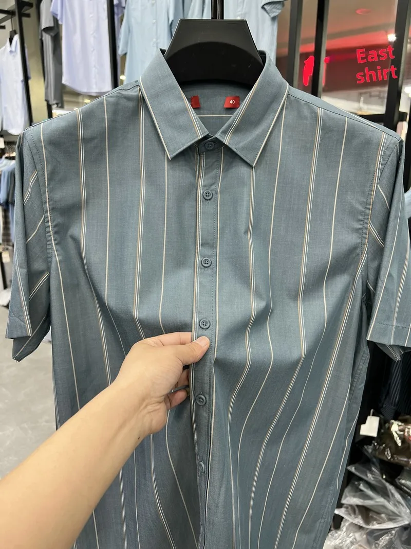 Casual Slim Fit ort Sve irt Busin Stripes Thin Sle Daily Simple Leisure irt Men's Summer New Arrival Tailored Suit
Casual Slim Fit ort Sve irt Busin Stripes Thin Sle Daily Simple Leisure irt Men's Summer New Arrival Tailored Suit