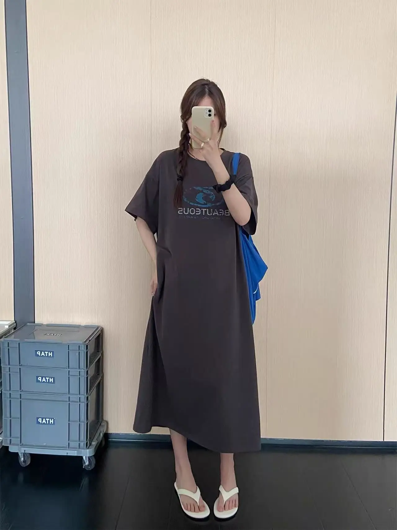 Loose Short Sleeve T-Shirt Dress Korean Style Personalized Large Size Hong Kong Style Design Sensation Outerwear Casual Home ...
Loose Short Sleeve T-Shirt Dress Korean Style Personalized Large Size Hong Kong Style Design Sensation Outerwear Casual Home ...