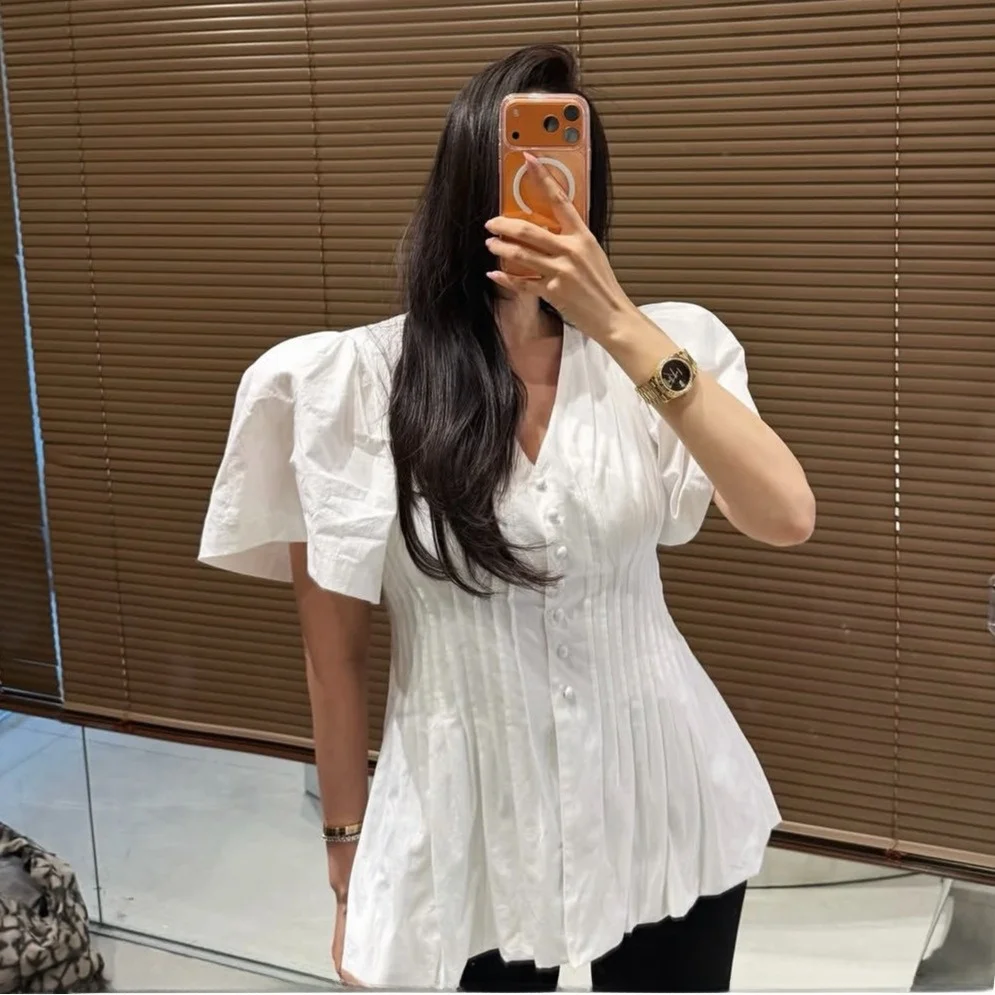 2026 Summer New Chic Korean Style Fashion Retro Casual Versatile Simple Design Top Women's Shirt French Style Slim Fit Short ...
2026 Summer New Chic Korean Style Fashion Retro Casual Versatile Simple Design Top Women's Shirt French Style Slim Fit Short ...