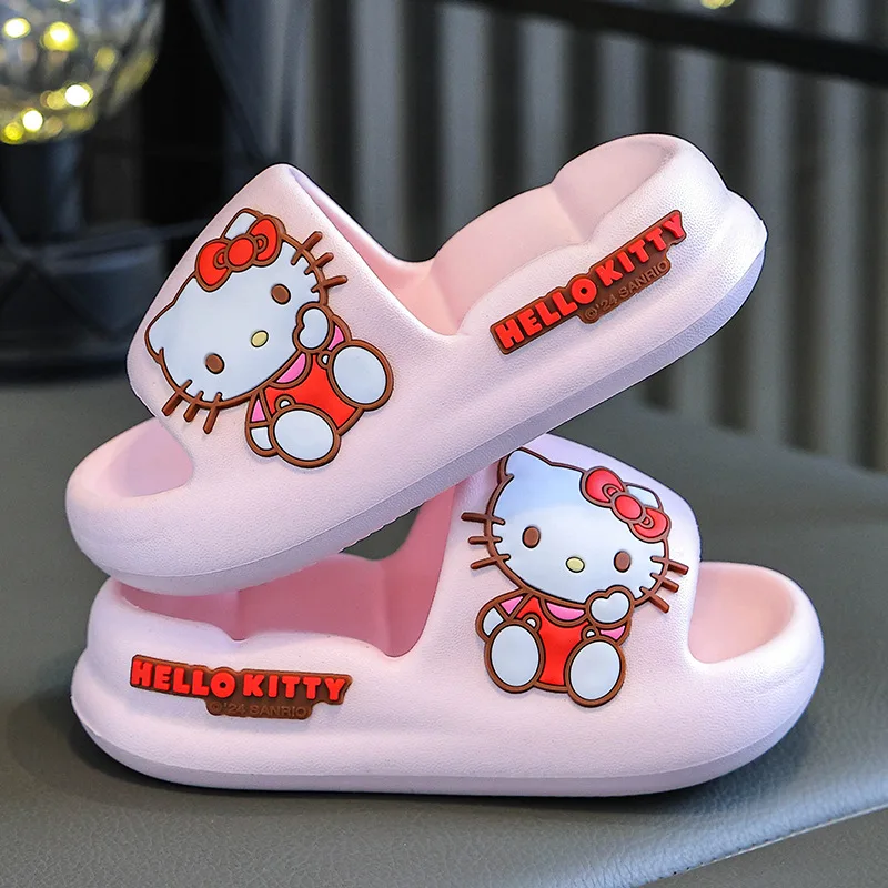 Шлепанцы Sanrio детские с рисунком Hello Kitty, мягкие, летняя пляжная обувь для мальчиков и девочек, сланцы
Шлепанцы Sanrio детские с рисунком Hello Kitty, мягкие, летняя пляжная обувь для мальчиков и девочек, сланцы