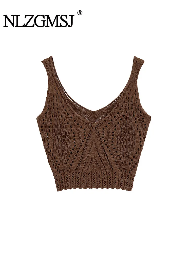 Лето 2025 г., шикарный вязаный сексуальный вечерний чехол, женский жилет, модная праздничная уличная одежда, вязаный короткий топ
Лето 2025 г., шикарный вязаный сексуальный вечерний чехол, женский жилет, модная праздничная уличная одежда, вязаный короткий топ