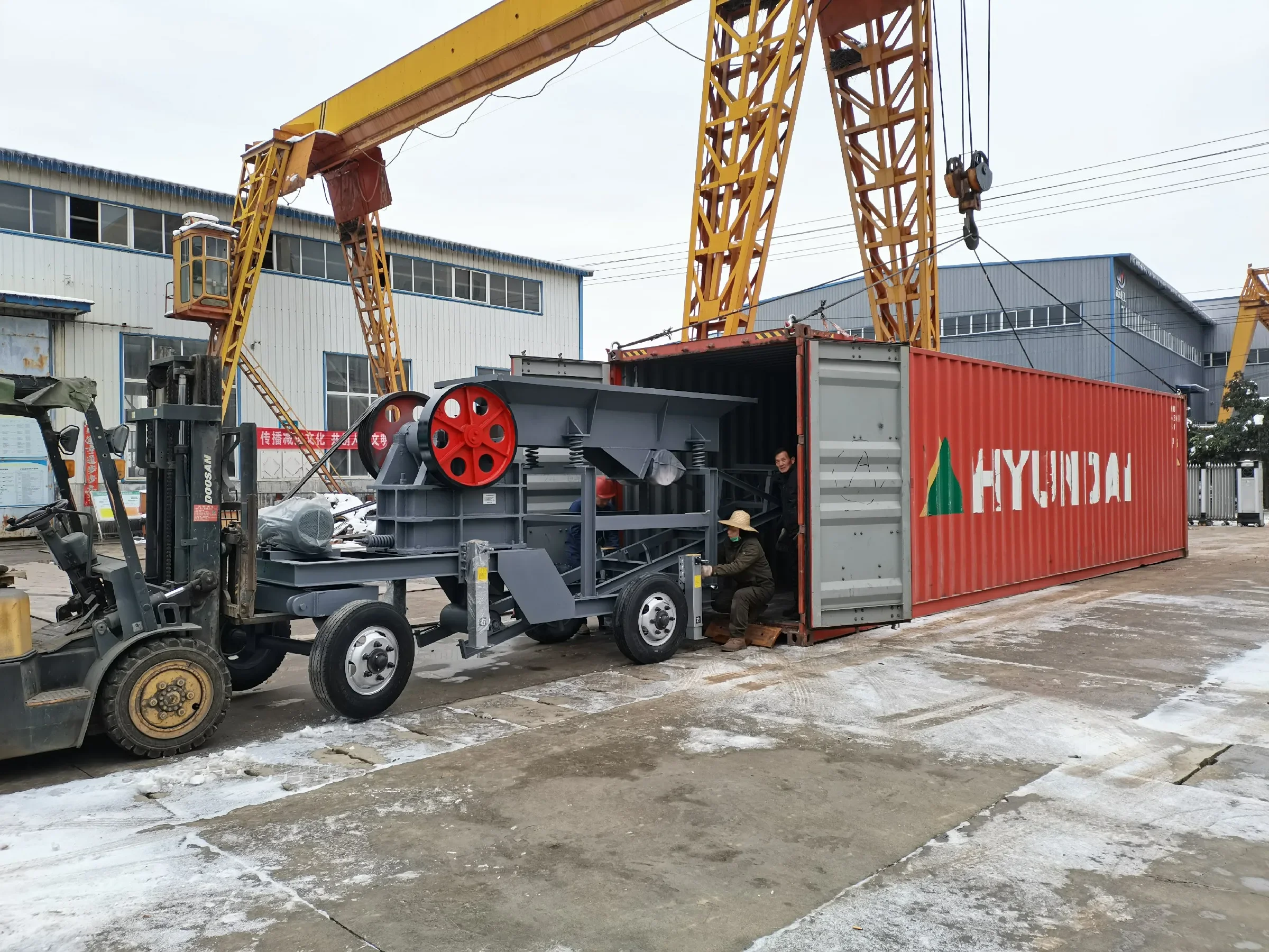 Customized High Efficiency Portable Gold Ore Stone Crushing Machine River Rock Limestone Mobile Stone Jaw Crusher Machine
Customized High Efficiency Portable Gold Ore Stone Crushing Machine River Rock Limestone Mobile Stone Jaw Crusher Machine
