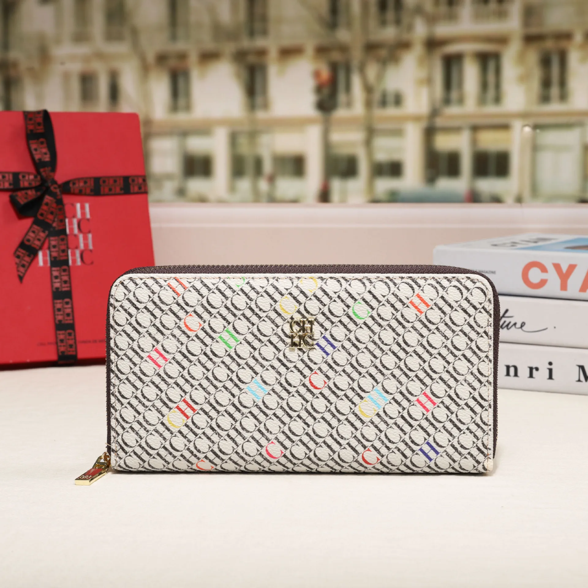 Женская сумка, модный классический кошелек на молнии, настоящая текстура, длинный кошелек унисекс, ручной клатч, универсальный
Женская сумка, модный классический кошелек на молнии, настоящая текстура, длинный кошелек унисекс, ручной клатч, универсальный