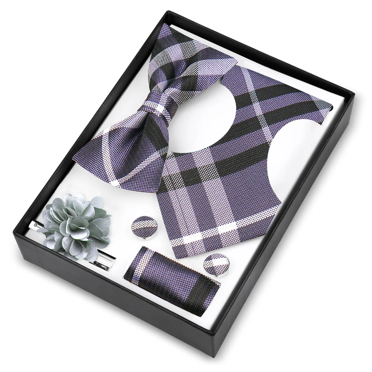 Набор из 6 предметов: галстук, галстук-бабочка, платок для кармана, запонки, зажим для галстука в черной подарочной коробке. Аксессуары для мужского делового костюма, свадебные аксессуары.
Набор из 6 предметов: галстук, галстук-бабочка, платок для кармана, запонки, зажим для галстука в черной подарочной коробке. Аксессуары для мужского делового костюма, свадебные аксессуары.